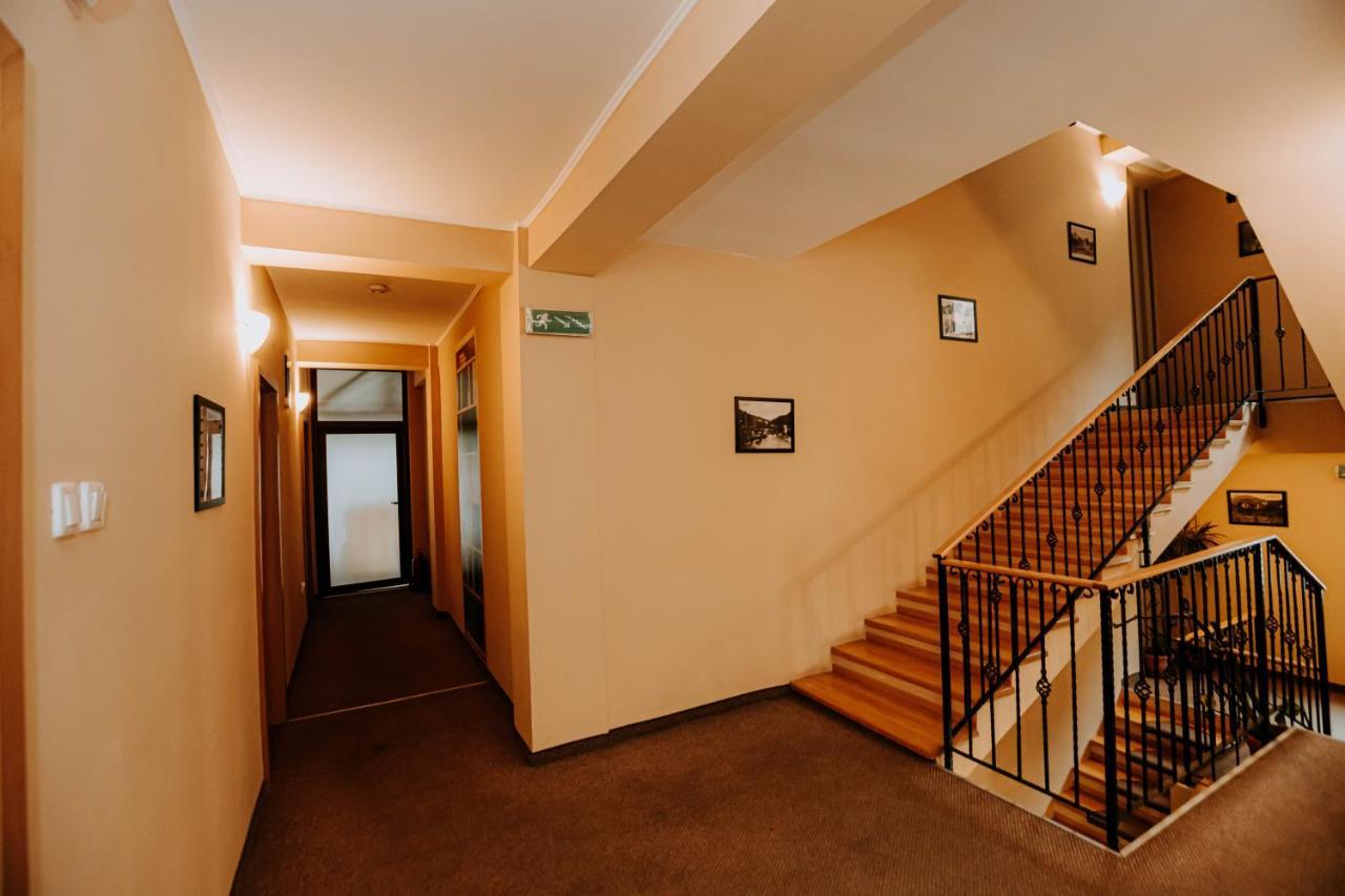 Guest House Lacul Linistit Menyháza Kültér fotó